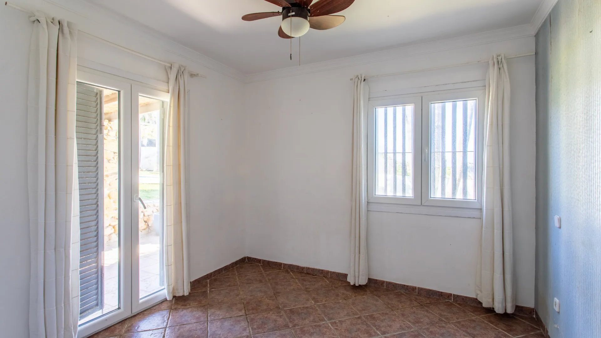 Villa con 3 dormitorios a la venta en Chullera