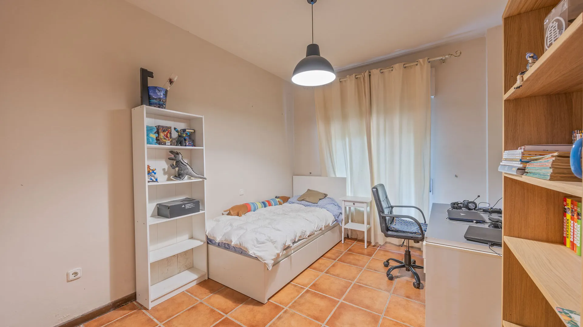 For sale semi detached house with 4 bedrooms in El Casar Fronda