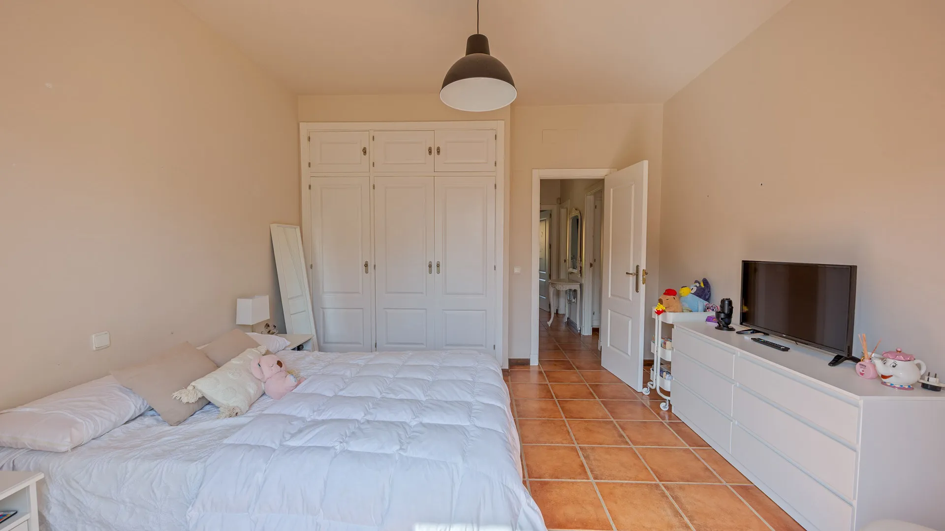 For sale semi detached house with 4 bedrooms in El Casar Fronda