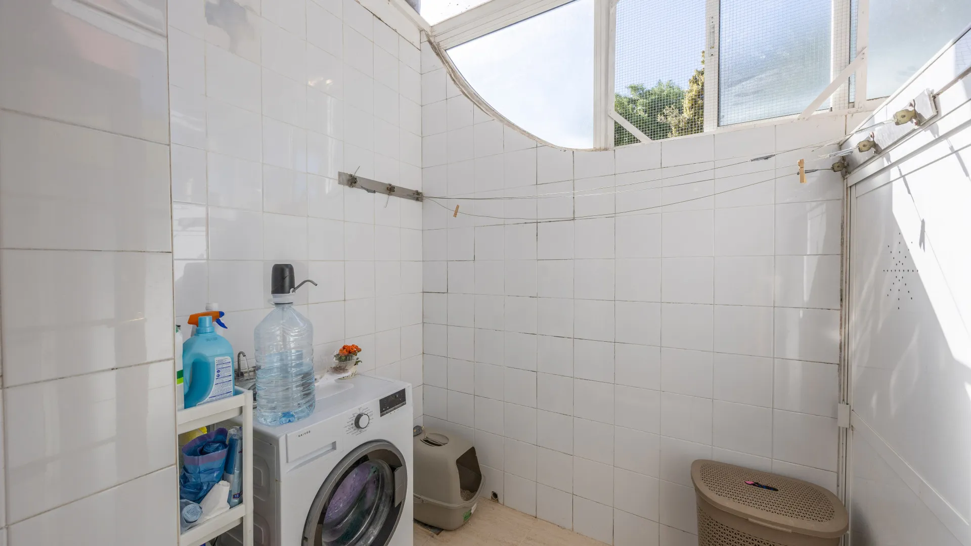 Semi detached house for sale in Alcaidesa Costa with 3 bedrooms