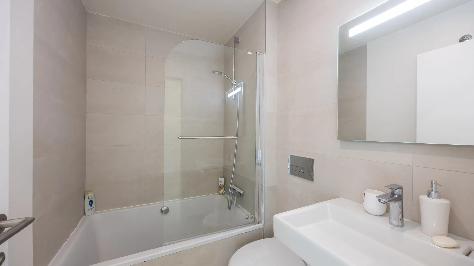 Adosado de 3 dormitorios a la venta en La Finca