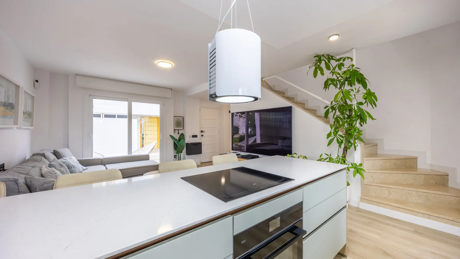 Se vende duplex planta baja en Paseo del Río