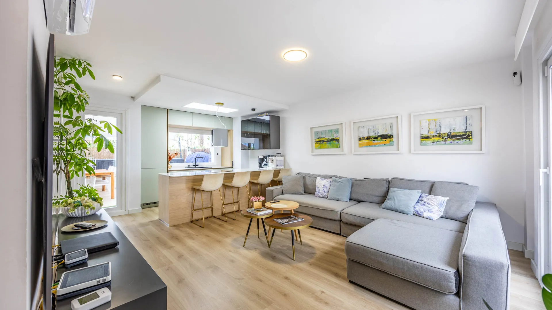 Se vende duplex planta baja en Paseo del Río