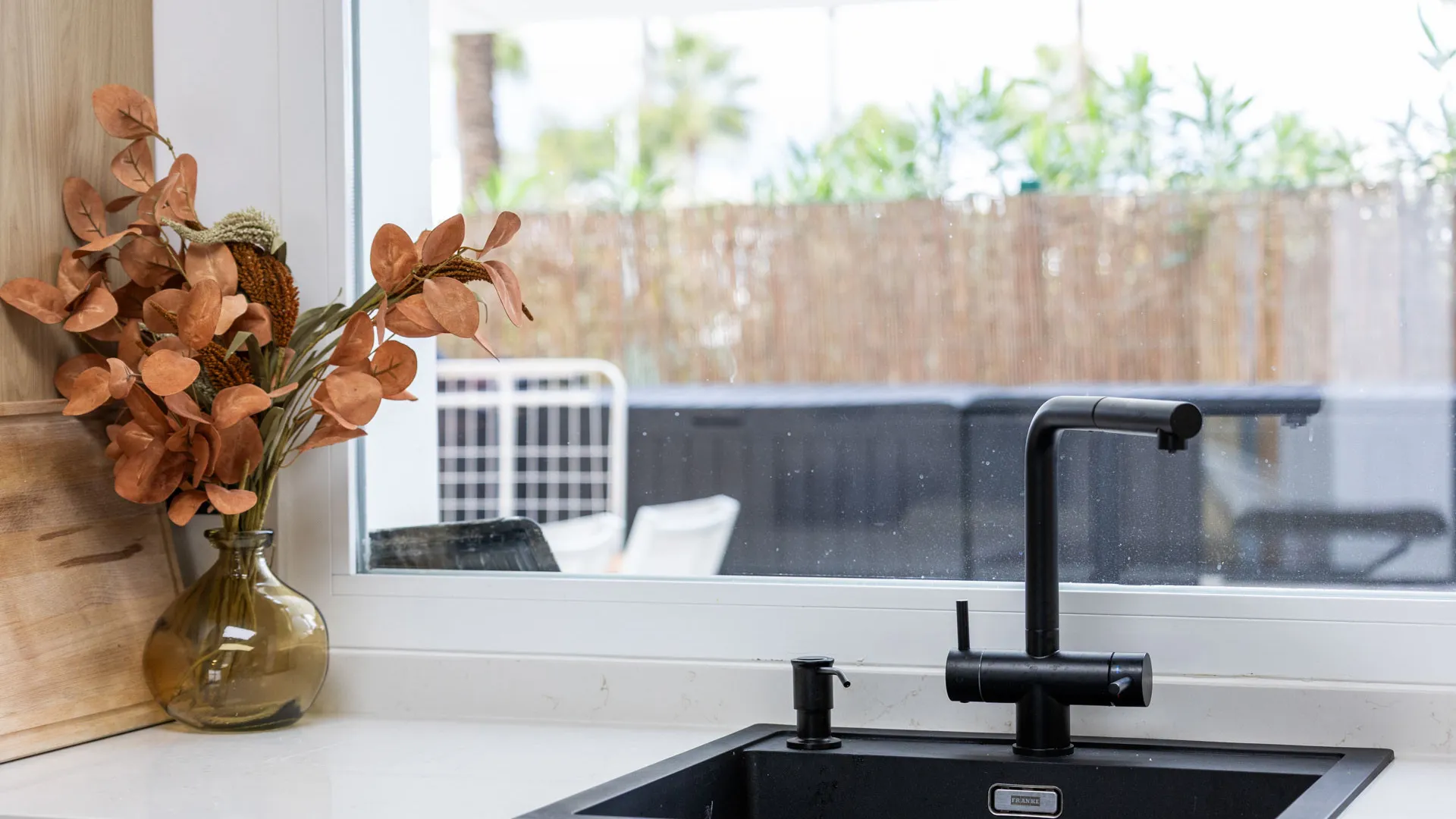 Se vende duplex planta baja en Paseo del Río