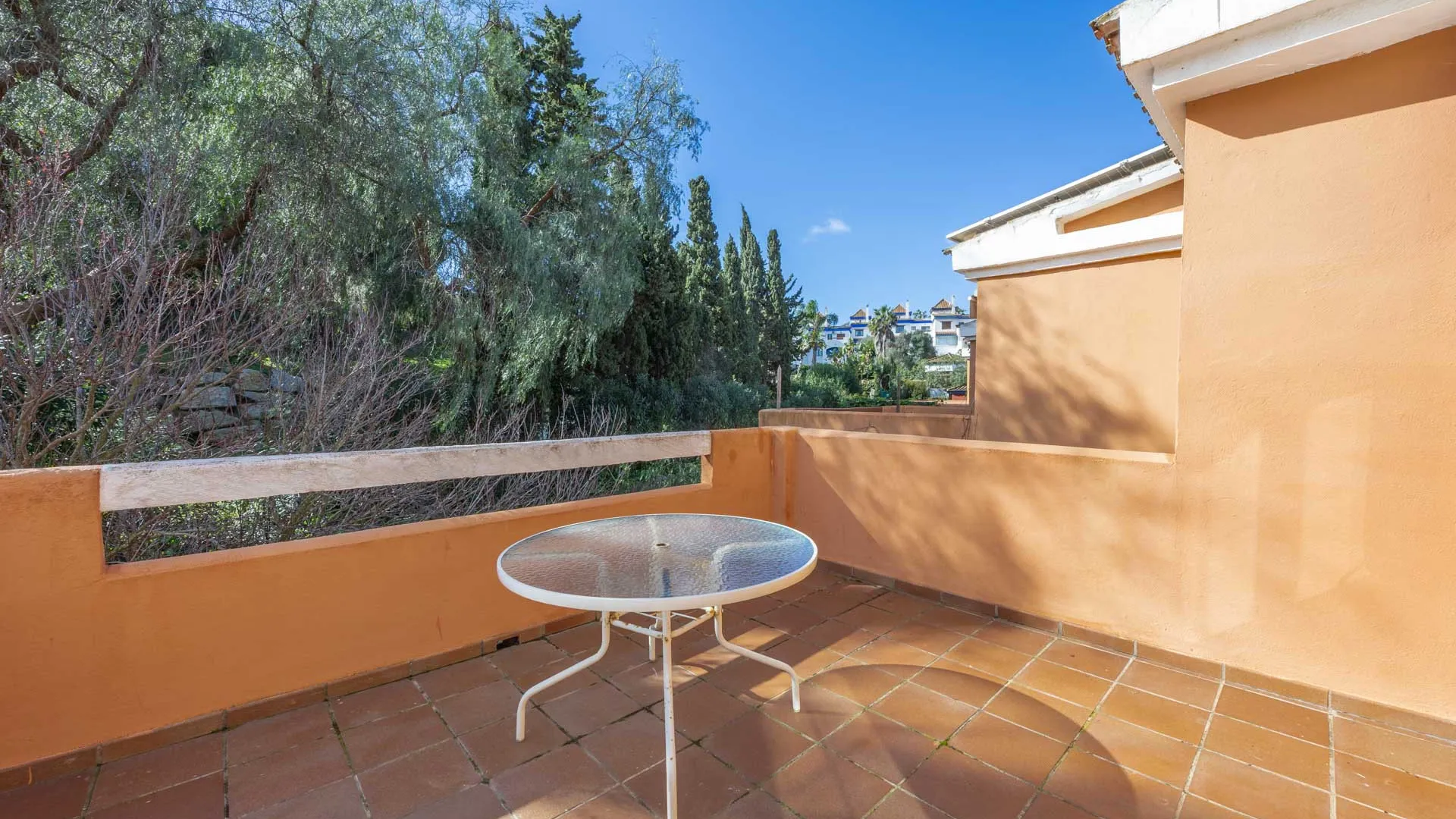 Town house in Alcaidesa Costa for sale