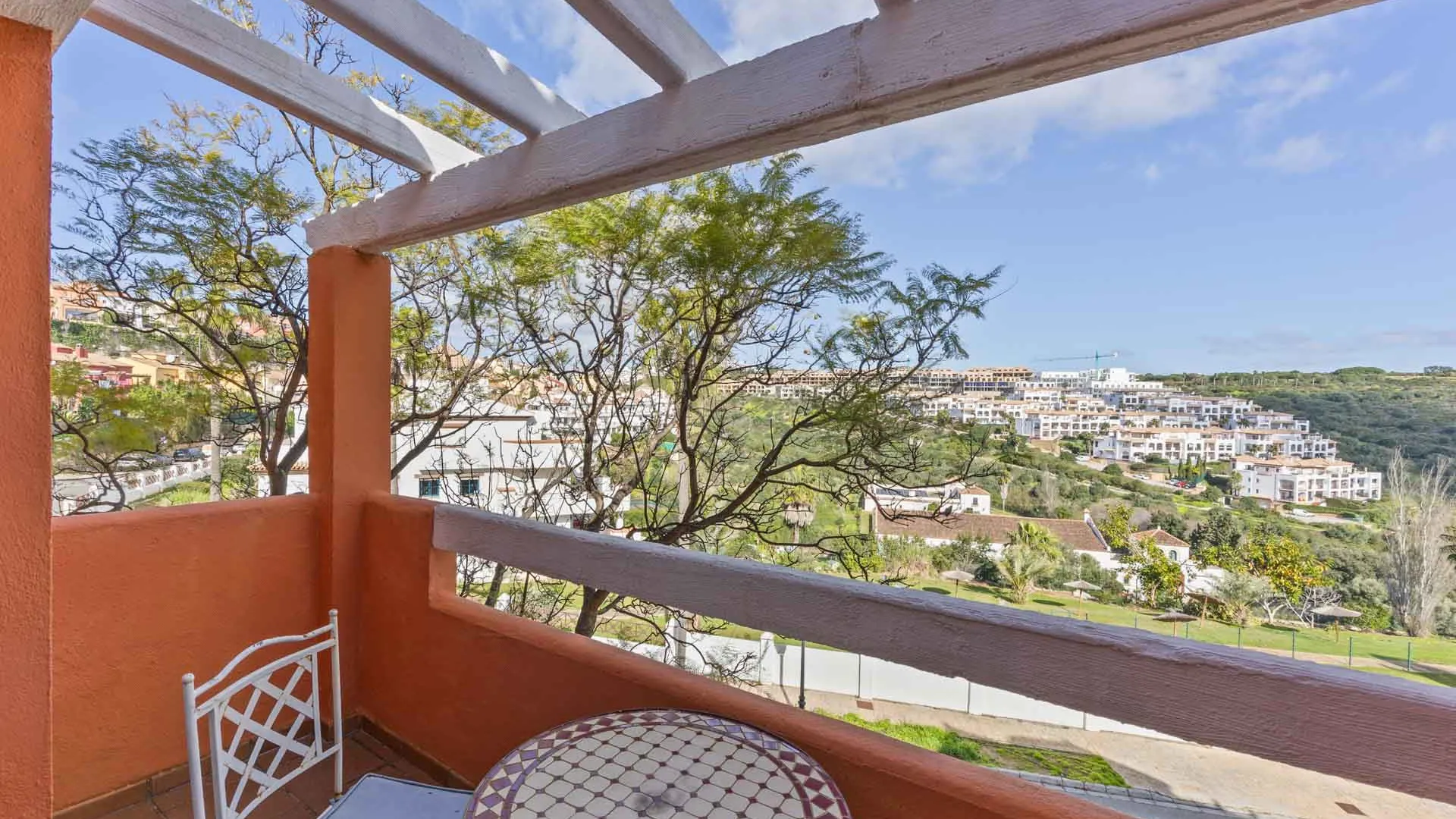 Town house in Alcaidesa Costa for sale