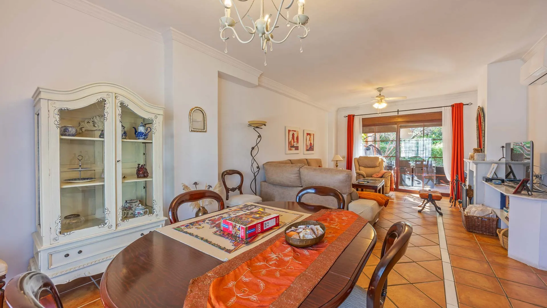 Town house in Alcaidesa Costa for sale