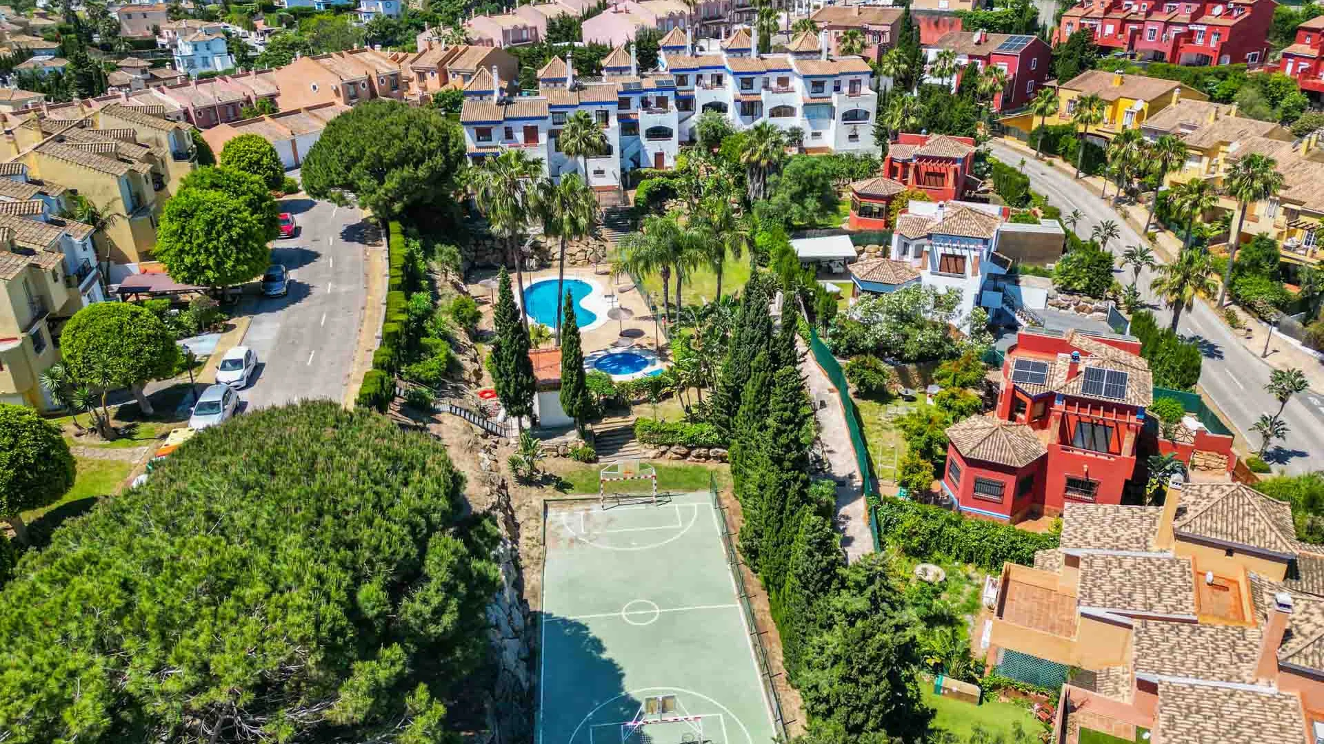 Town house in Alcaidesa Costa for sale