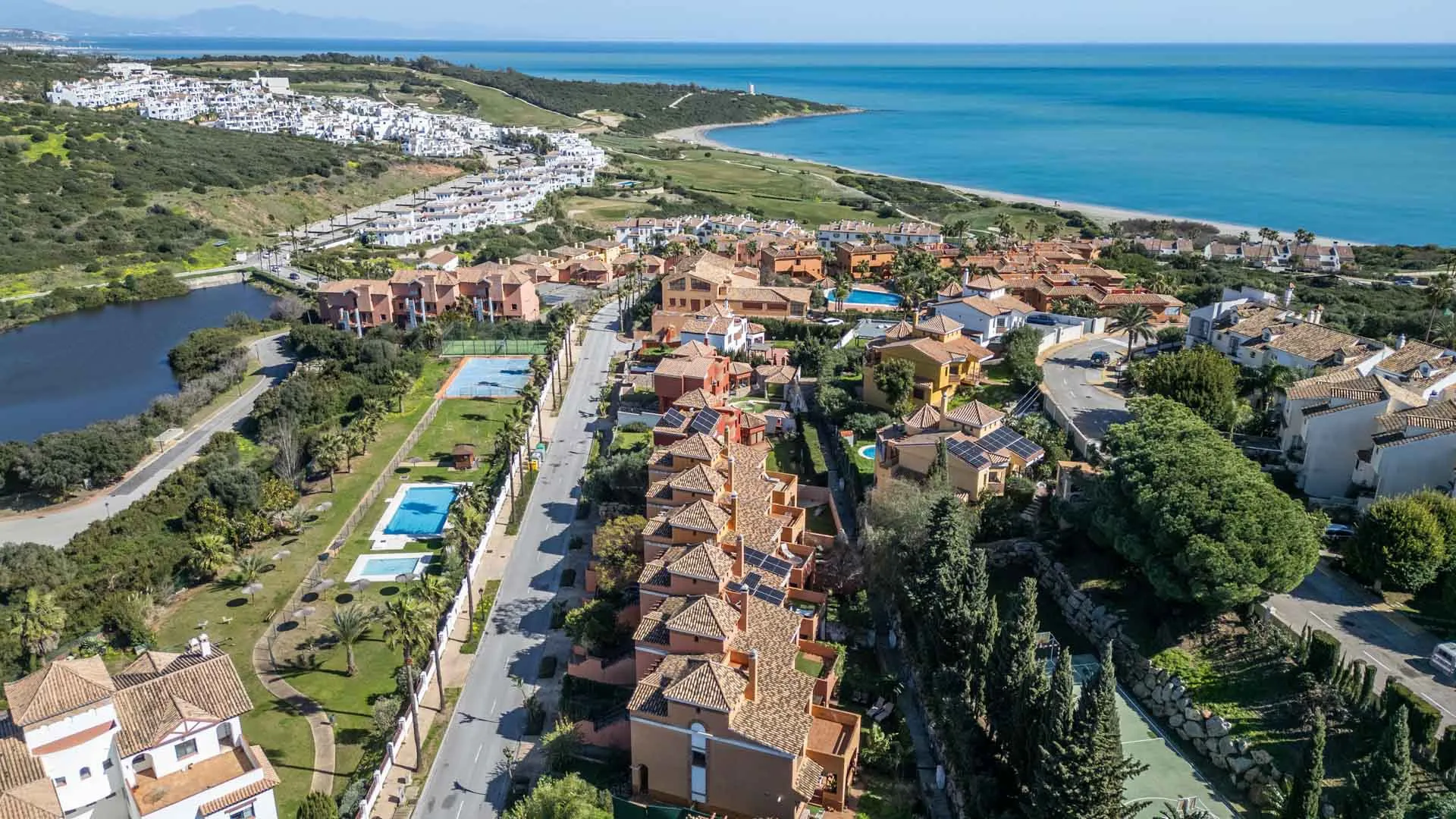 Town house in Alcaidesa Costa for sale