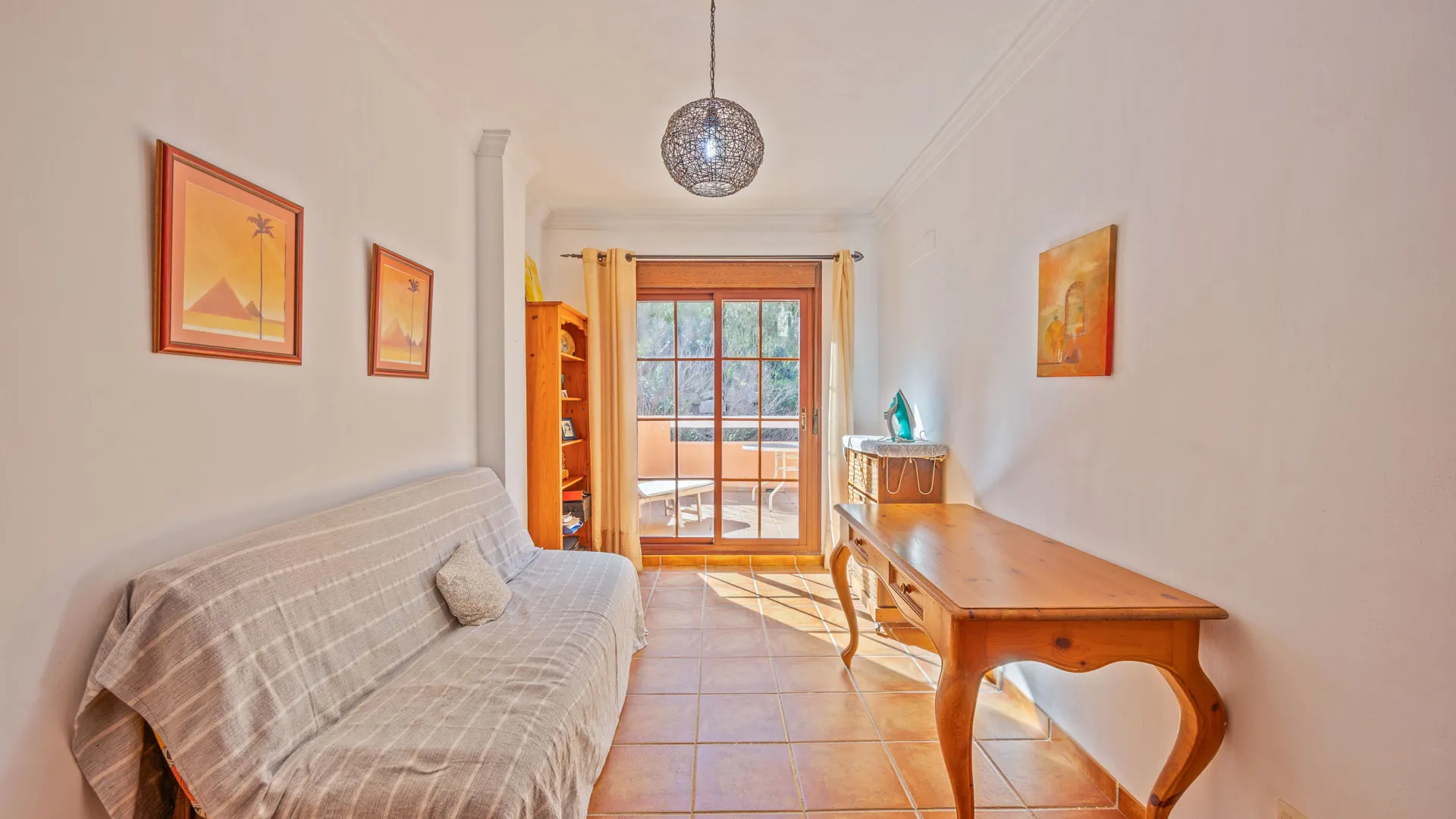 Town house in Alcaidesa Costa for sale