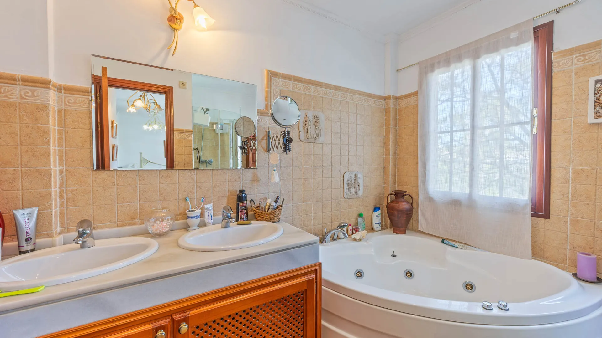 Town house in Alcaidesa Costa for sale