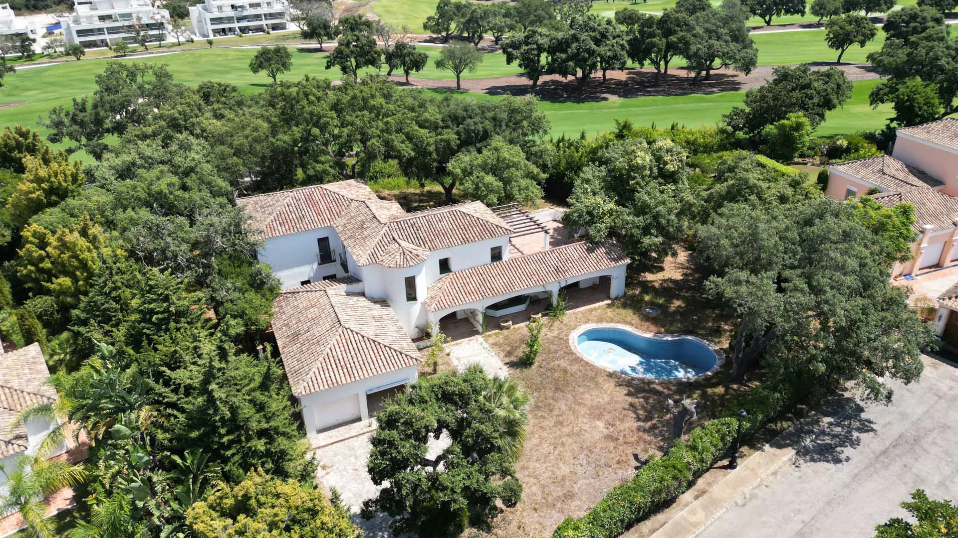 San Roque Club, villa en venta con 6 dormitorios