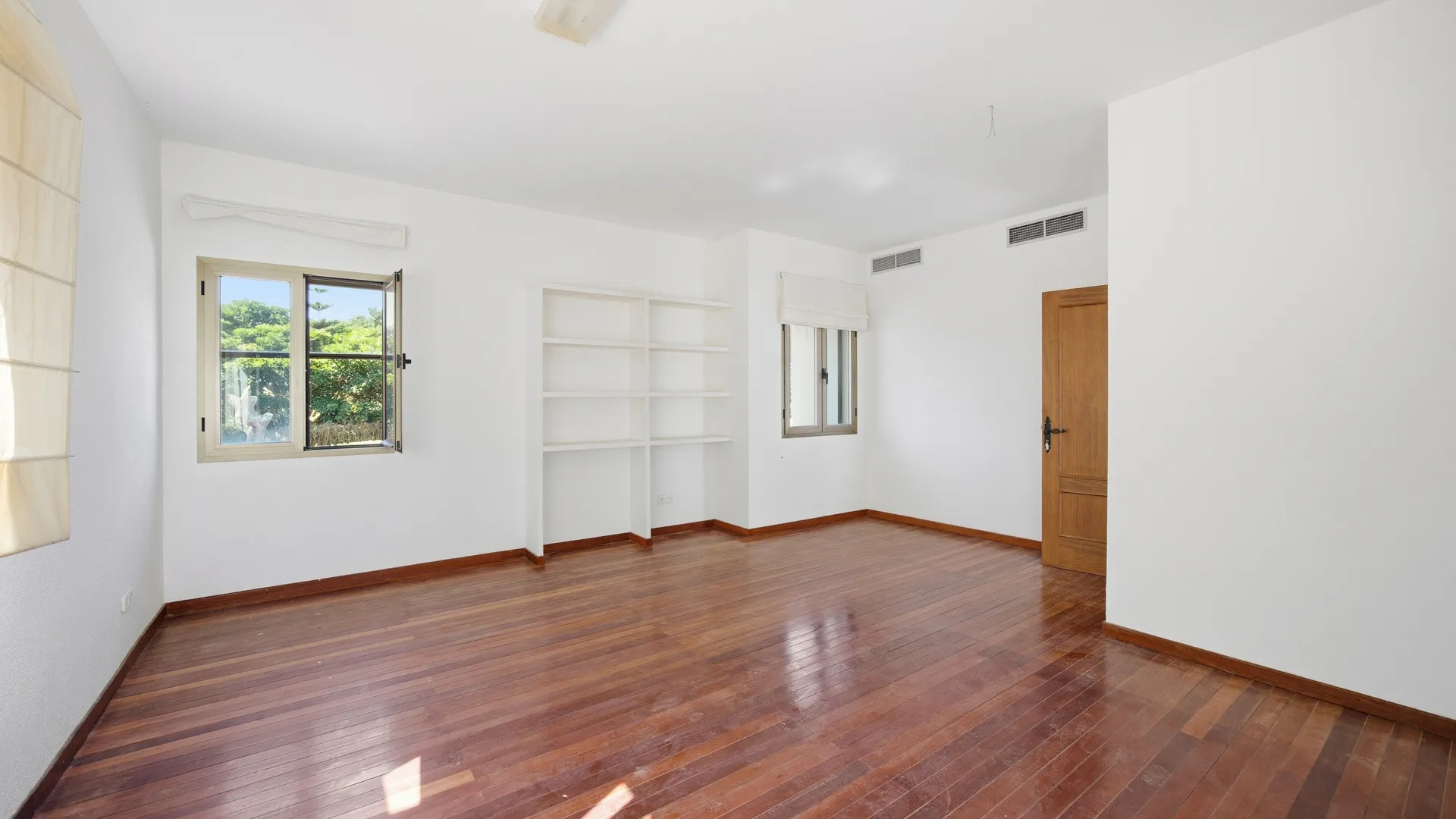 San Roque Club, villa en venta con 6 dormitorios