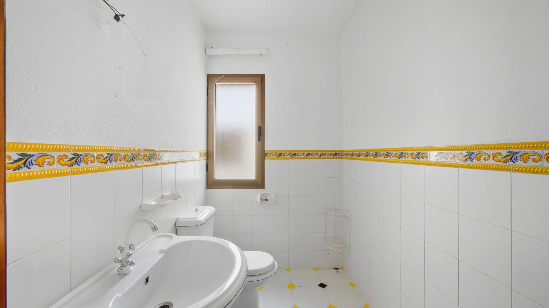 San Roque Club, villa en venta con 6 dormitorios