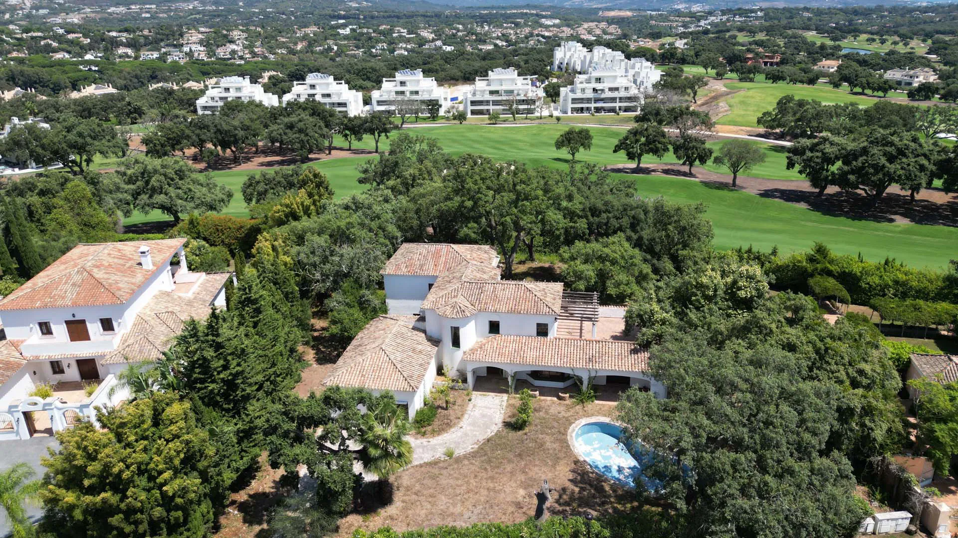 San Roque Club, villa en venta con 6 dormitorios