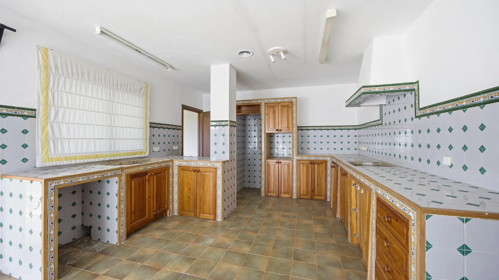 San Roque Club, villa en venta con 6 dormitorios