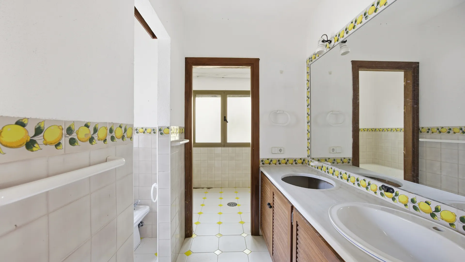 San Roque Club, villa en venta con 6 dormitorios