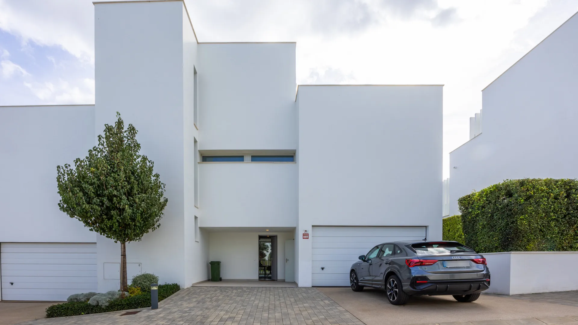 La Finca, villa pareada con 5 dormitorios en venta