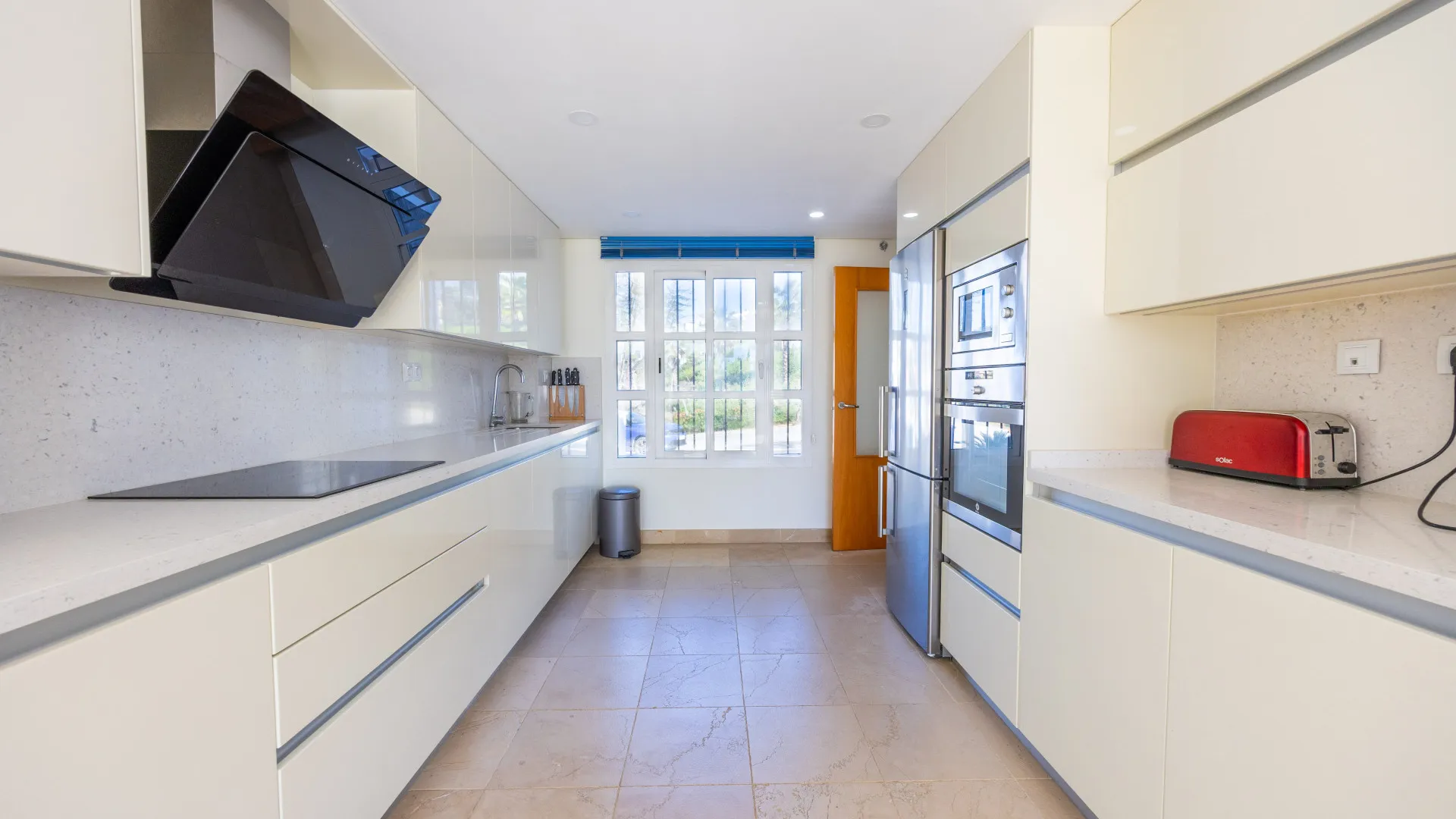 For sale Bahia de las Rocas 3 bedrooms semi detached house