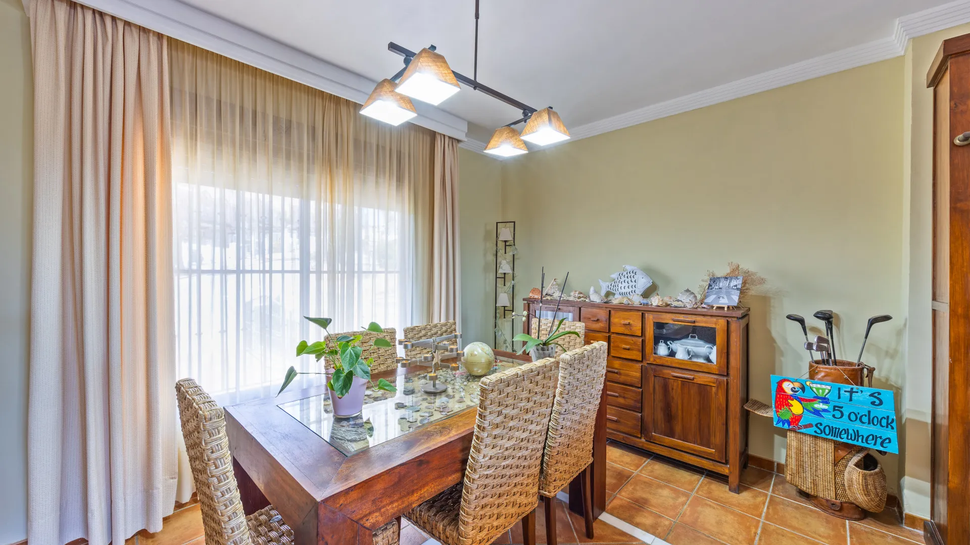 Adosado de 3 dormitorios en venta en Alcaidesa