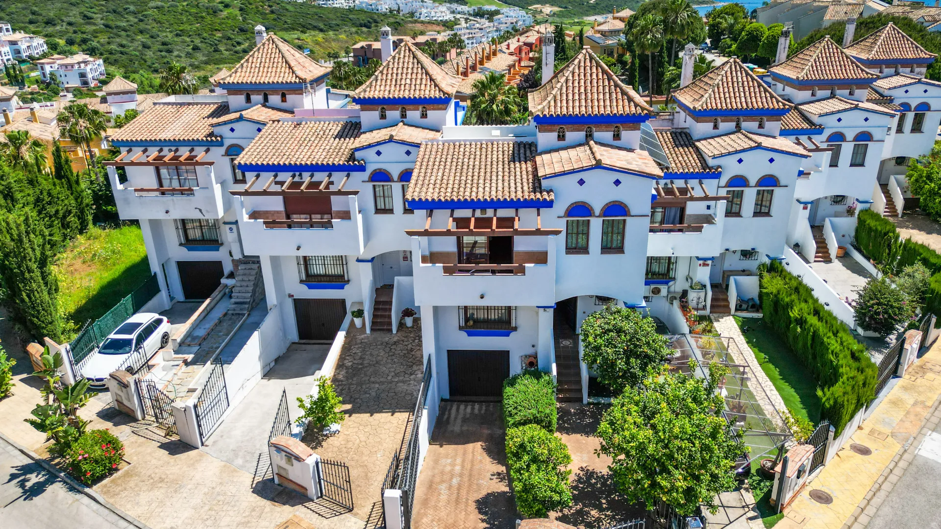 Adosado de 3 dormitorios en venta en Alcaidesa