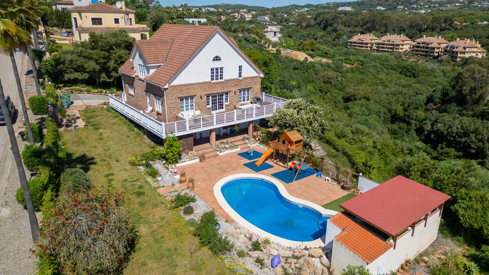 Villa en venta en Zona F con 4 dormitorios