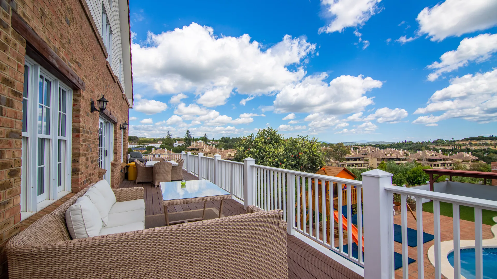 Villa en venta en Zona F con 4 dormitorios