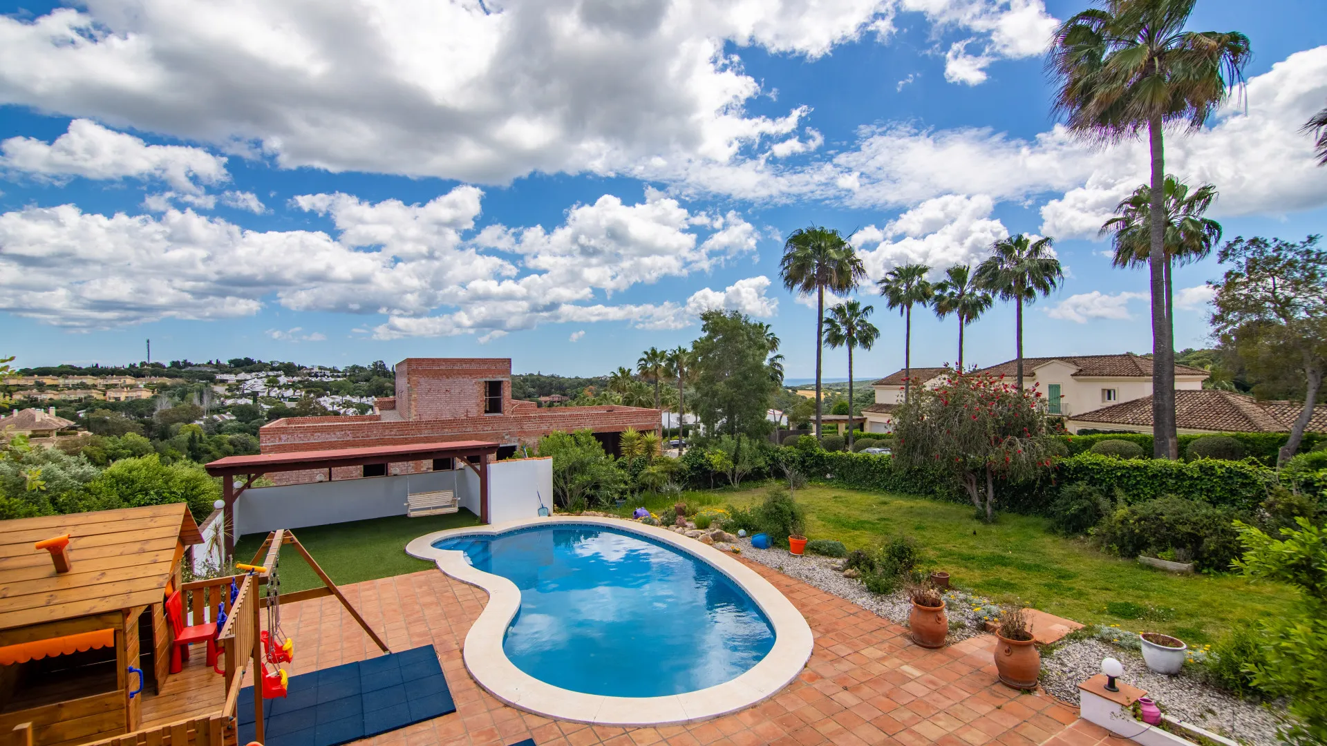 Villa en venta en Zona F con 4 dormitorios