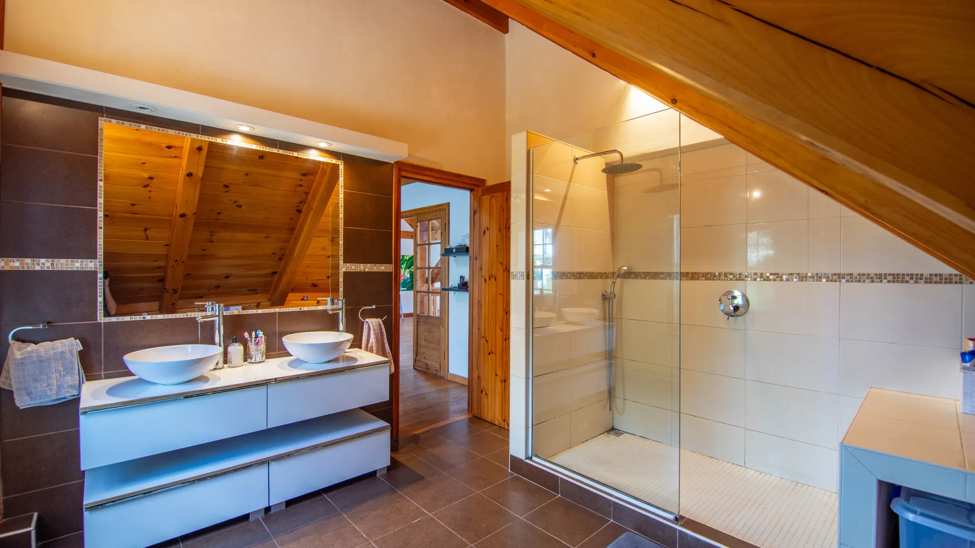 Villa en venta en Zona F con 4 dormitorios