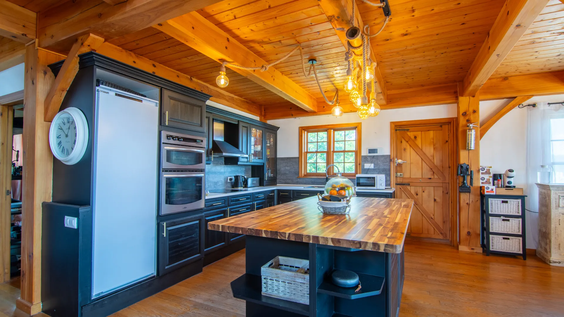 Villa en venta en Zona F con 4 dormitorios