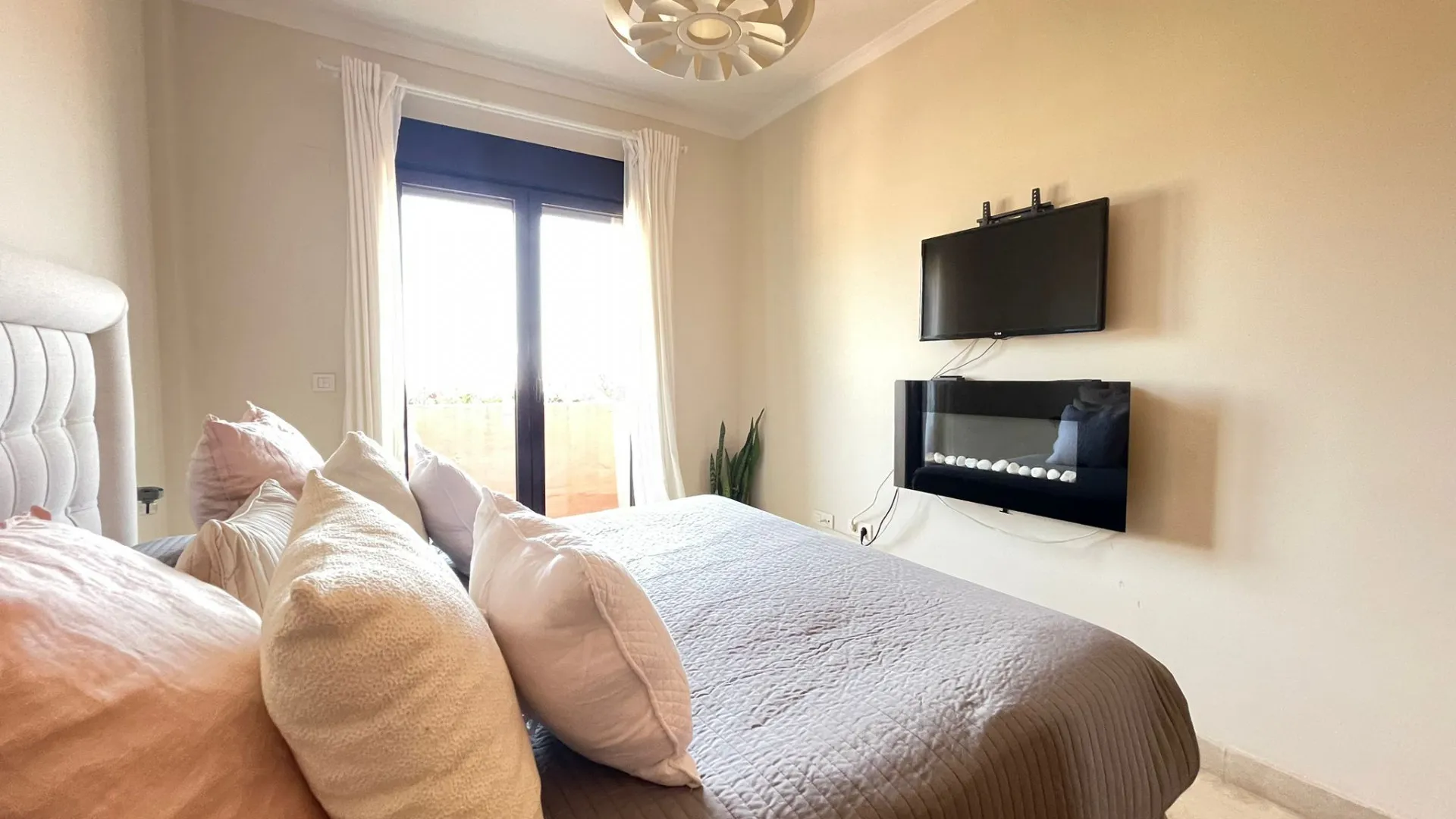 Buy town house in Arroyo de Enmedio