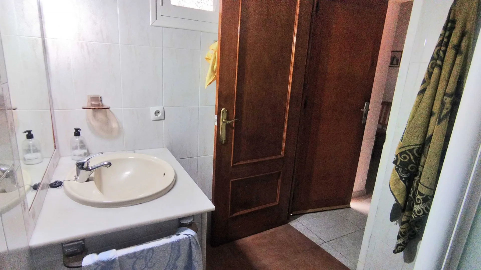 Adosado en venta en Estepona Casco Antiguo con 5 dormitorios