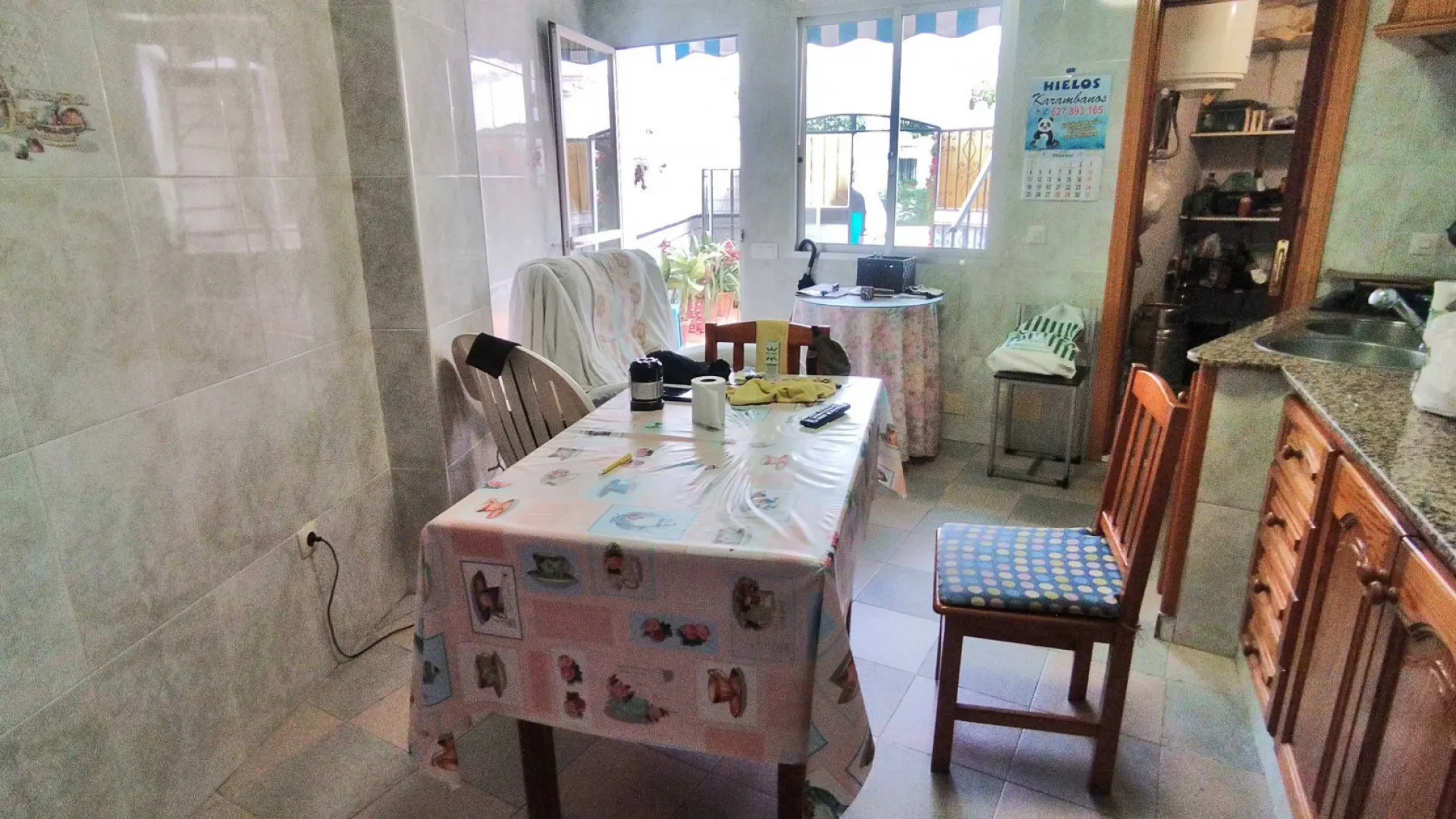 Adosado en venta en Estepona Casco Antiguo con 5 dormitorios