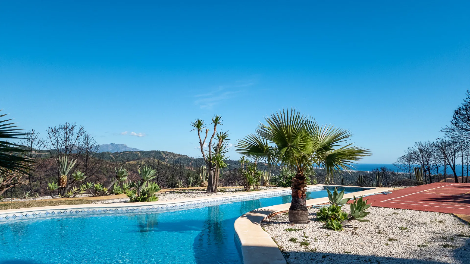 Forest Hills 7 bedrooms villa for sale