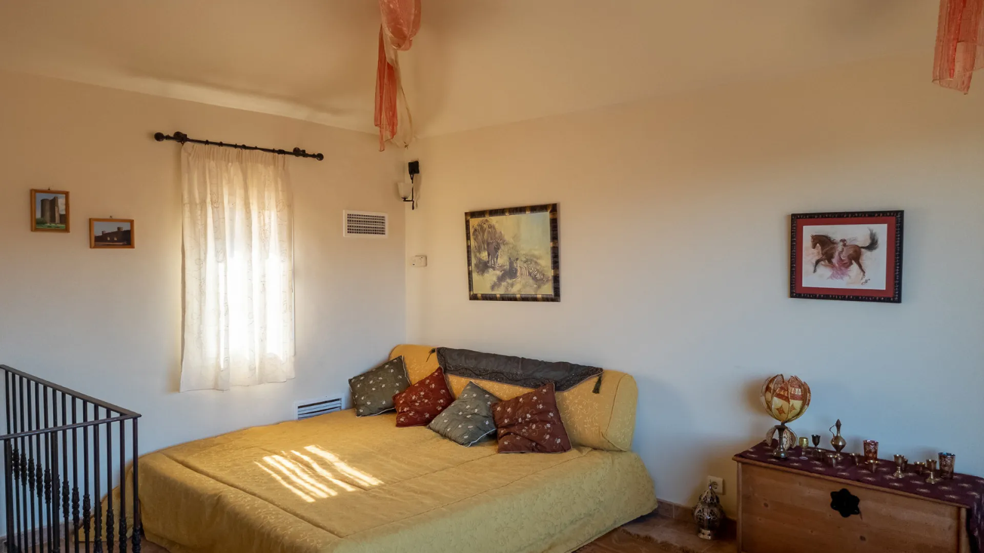 Forest Hills 7 bedrooms villa for sale
