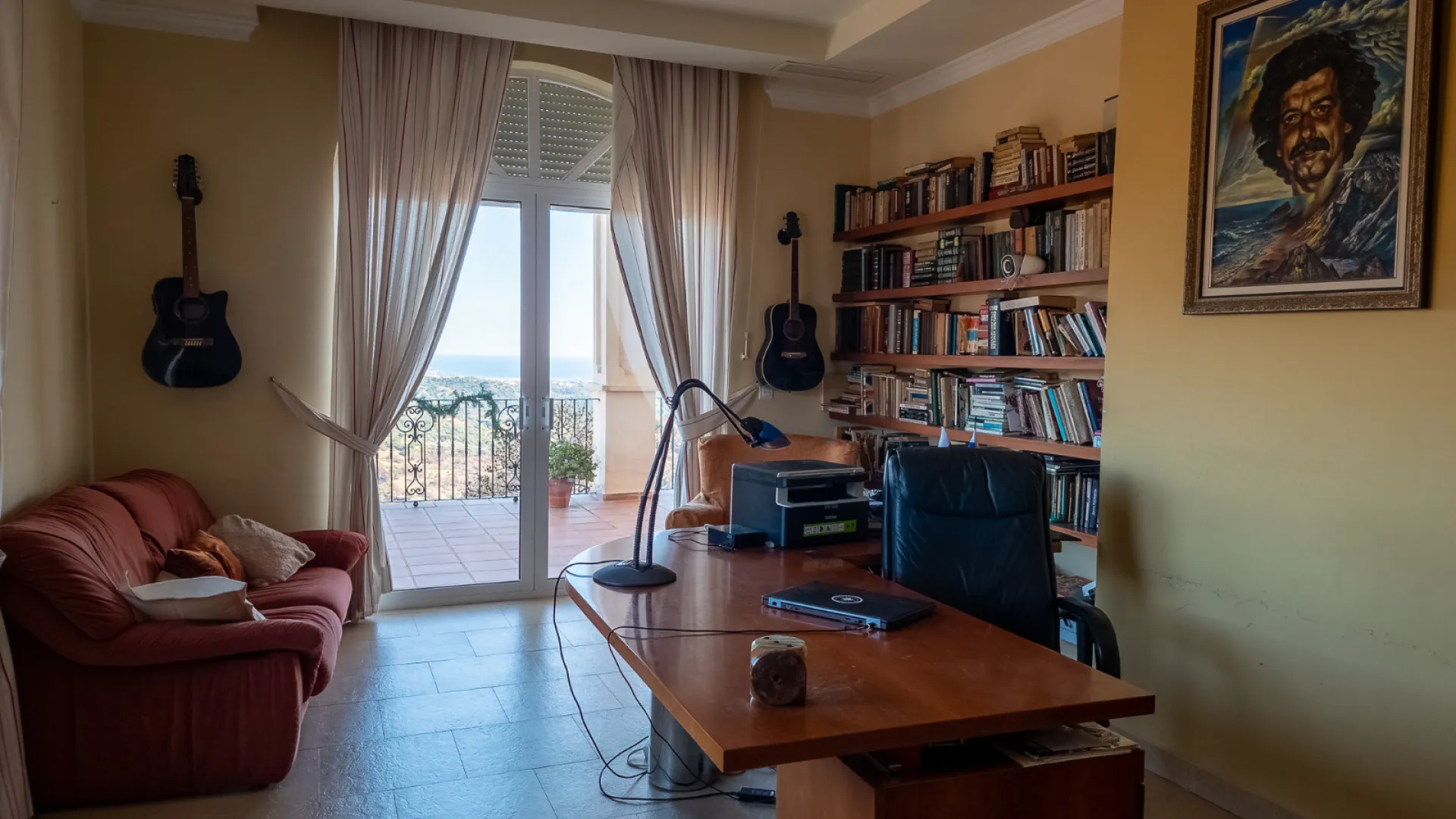 Forest Hills 7 bedrooms villa for sale