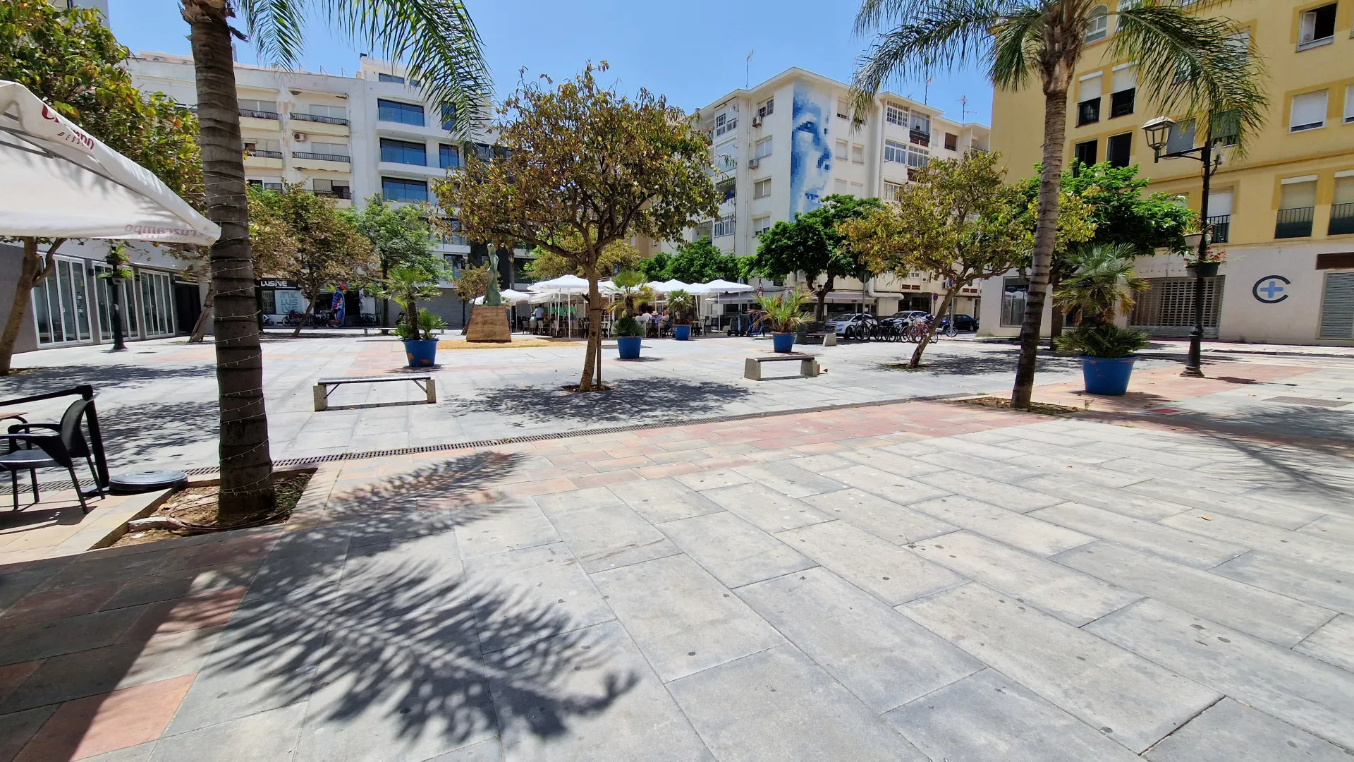 For sale apartment in Estepona Centre with 3 bedrooms
