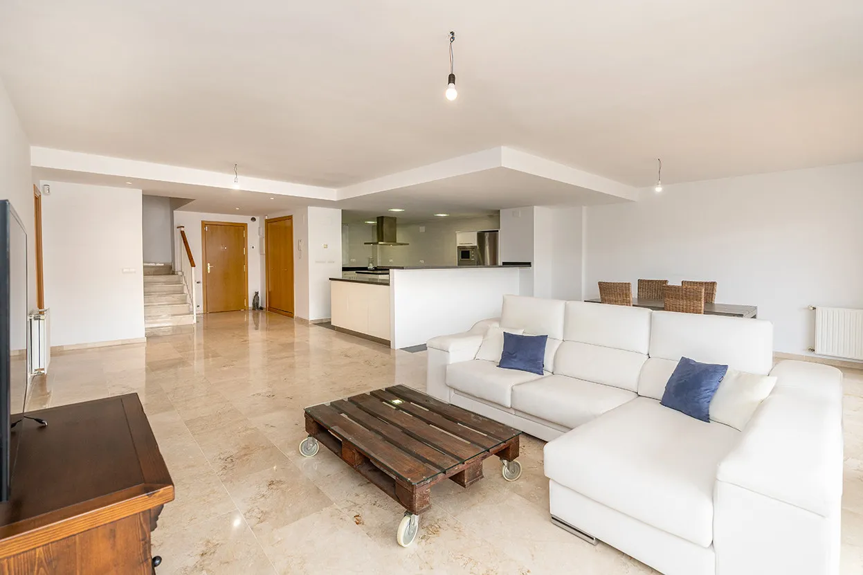 Se vende atico duplex en Guadalmina Alta