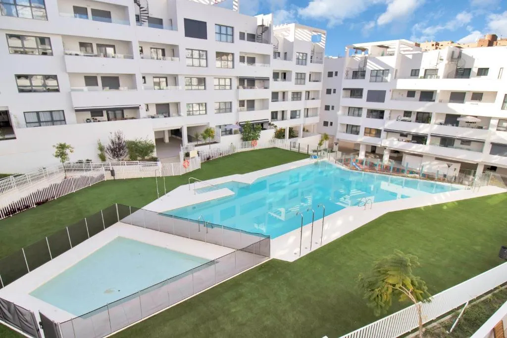 Apartment in Avda de Andalucia - Sierra de Estepona for sale