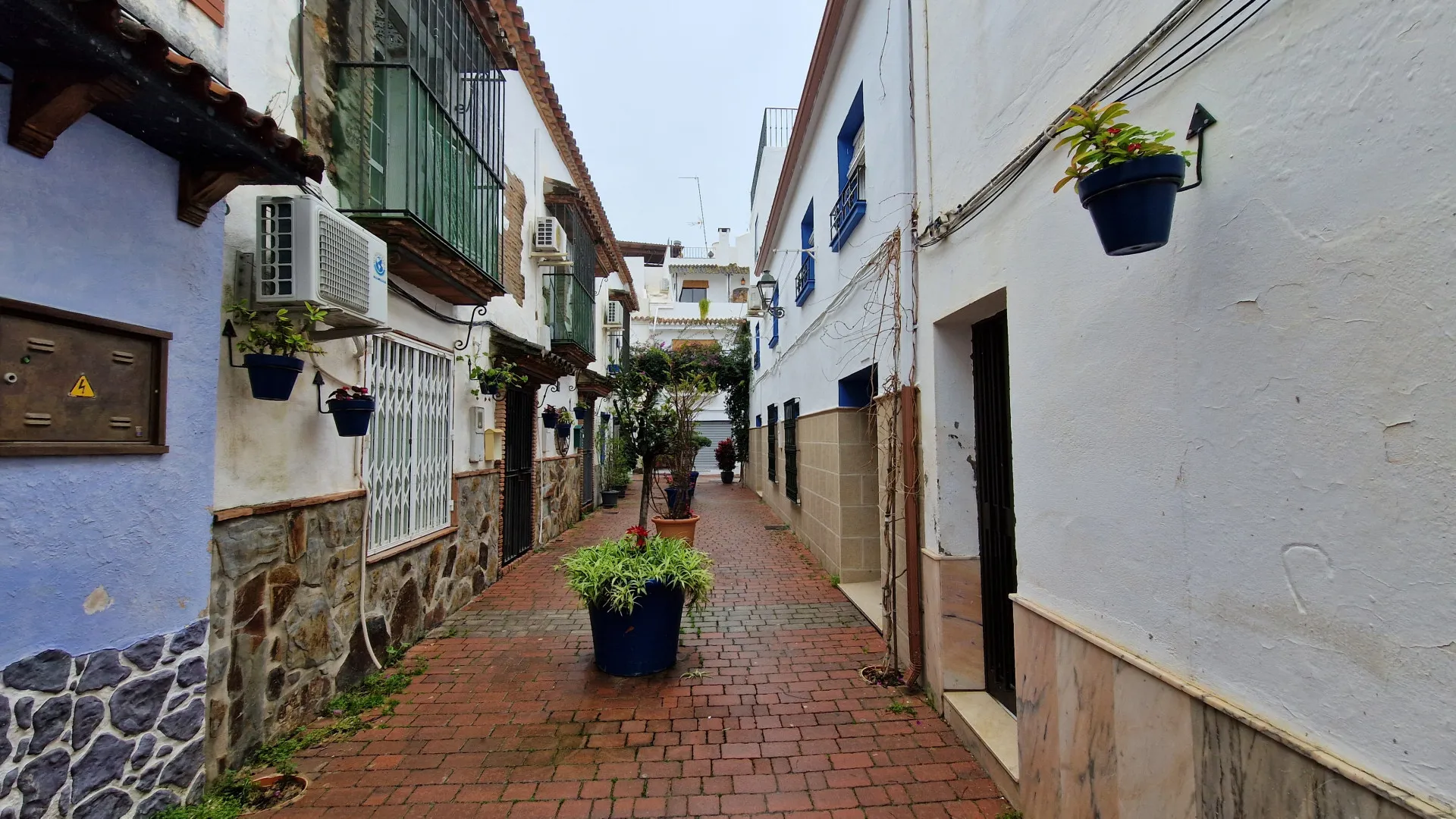 Buy apartment in Estepona Old Town with 2 bedrooms