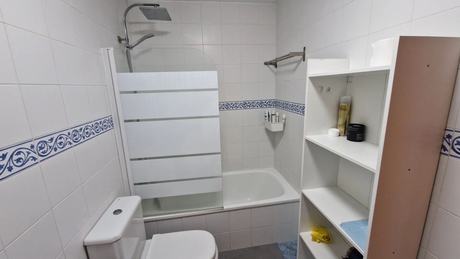 Buy apartment in Estepona Old Town with 2 bedrooms