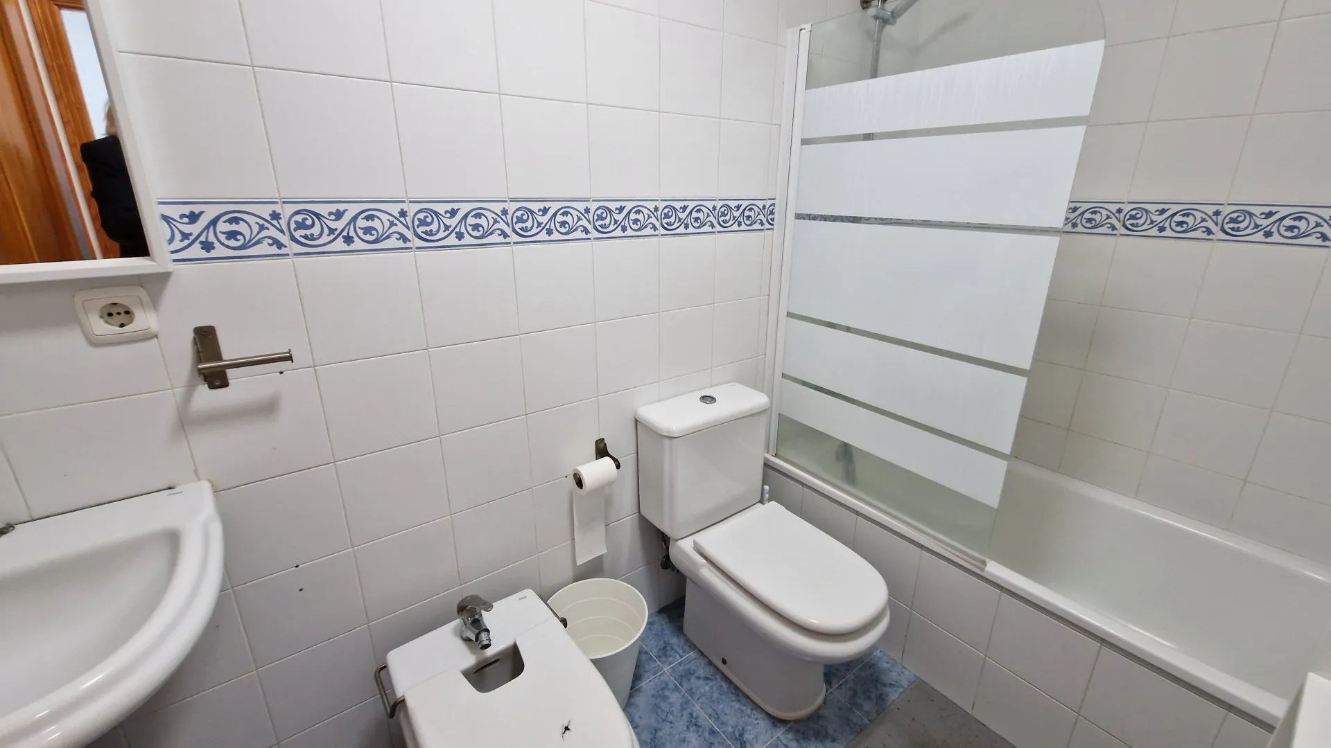 Buy apartment in Estepona Old Town with 2 bedrooms