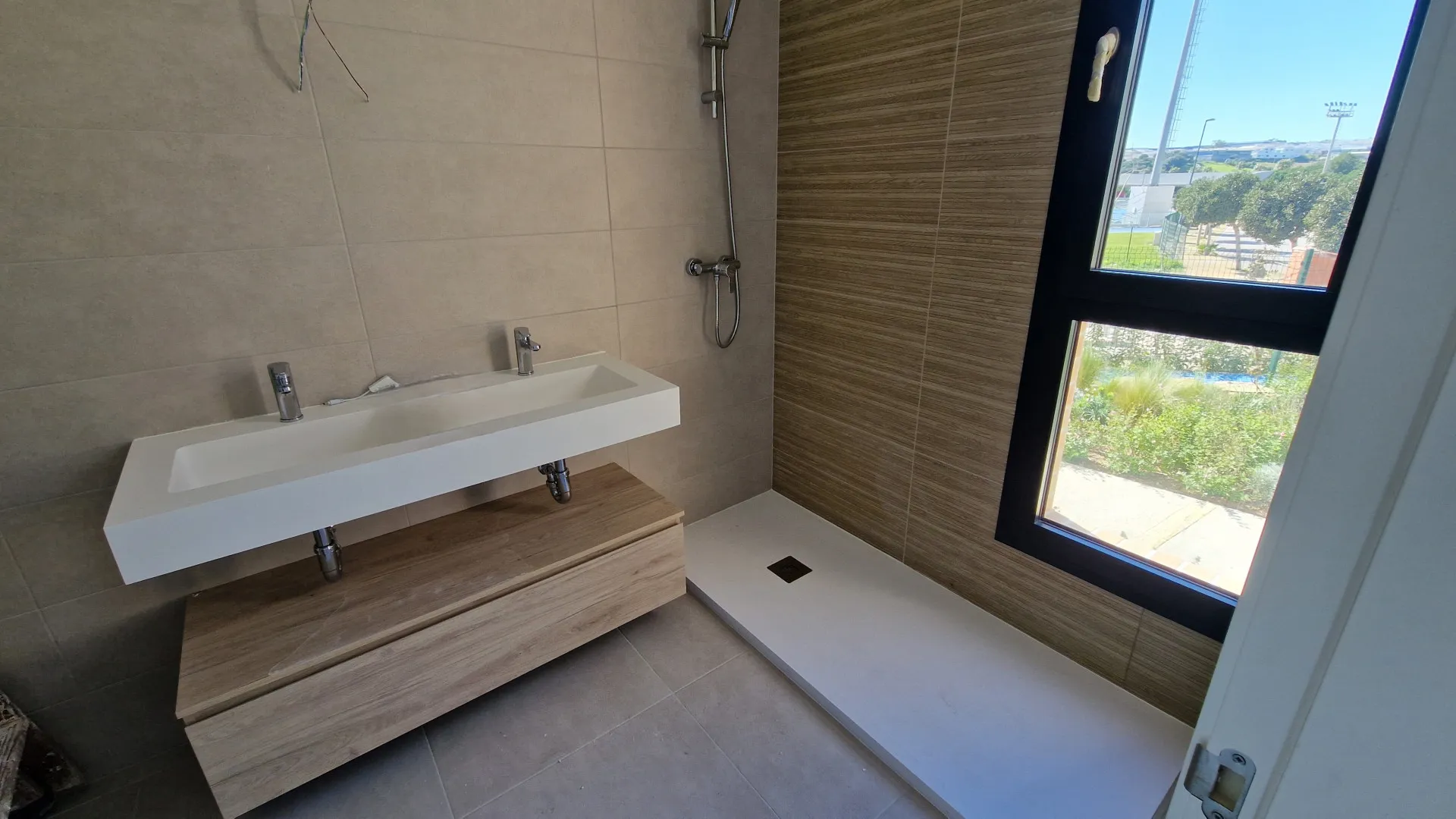 For sale ground floor apartment in Estepona Centre