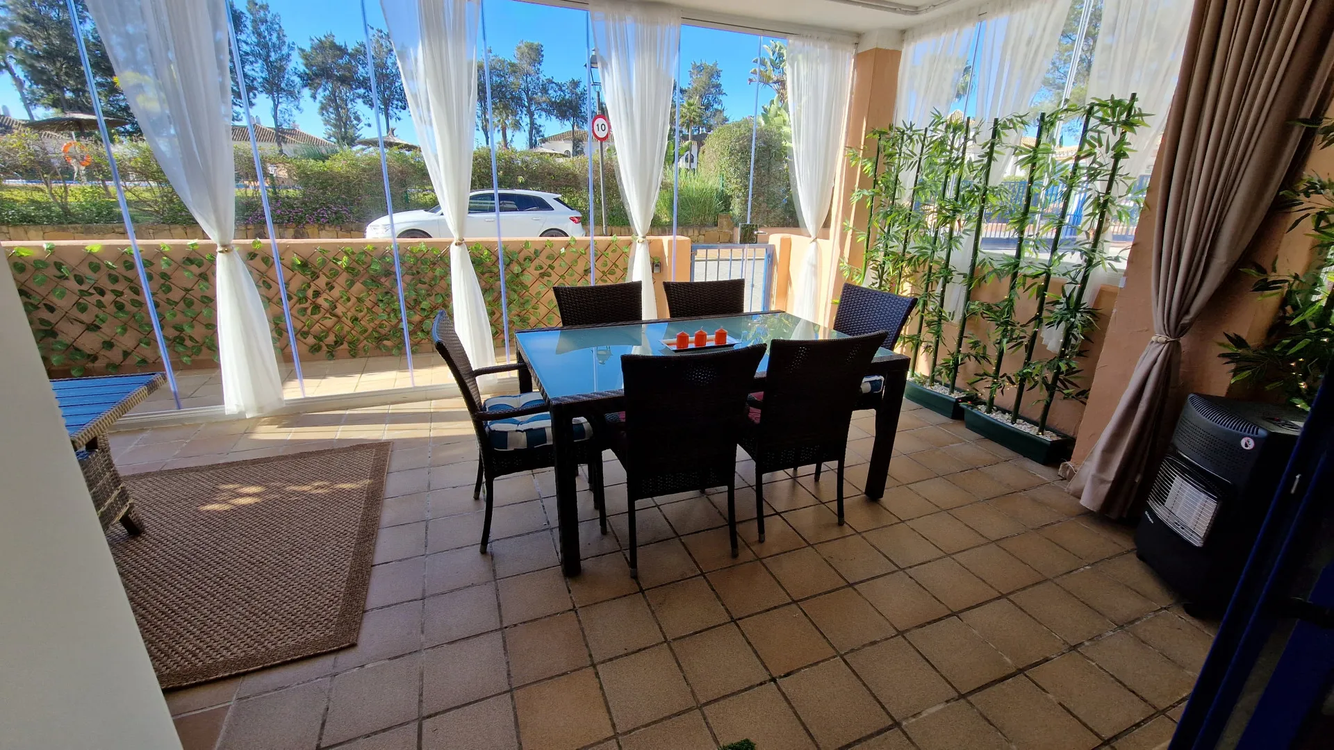 For sale ground floor apartment in Duquesa Suites