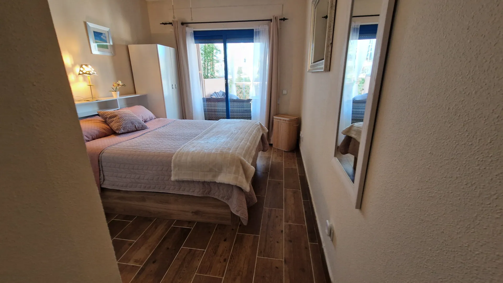 For sale ground floor apartment in Duquesa Suites