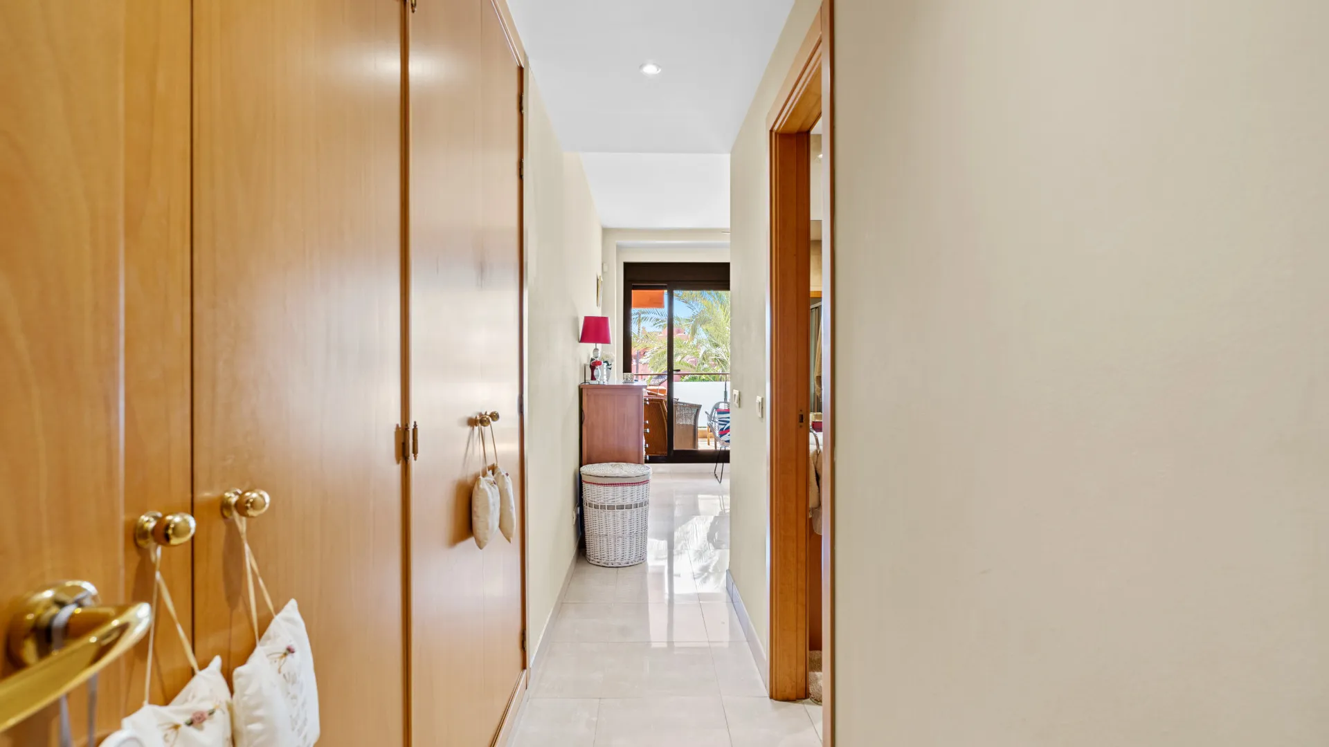 Se vende apartamento de 3 dormitorios en Las Salinas