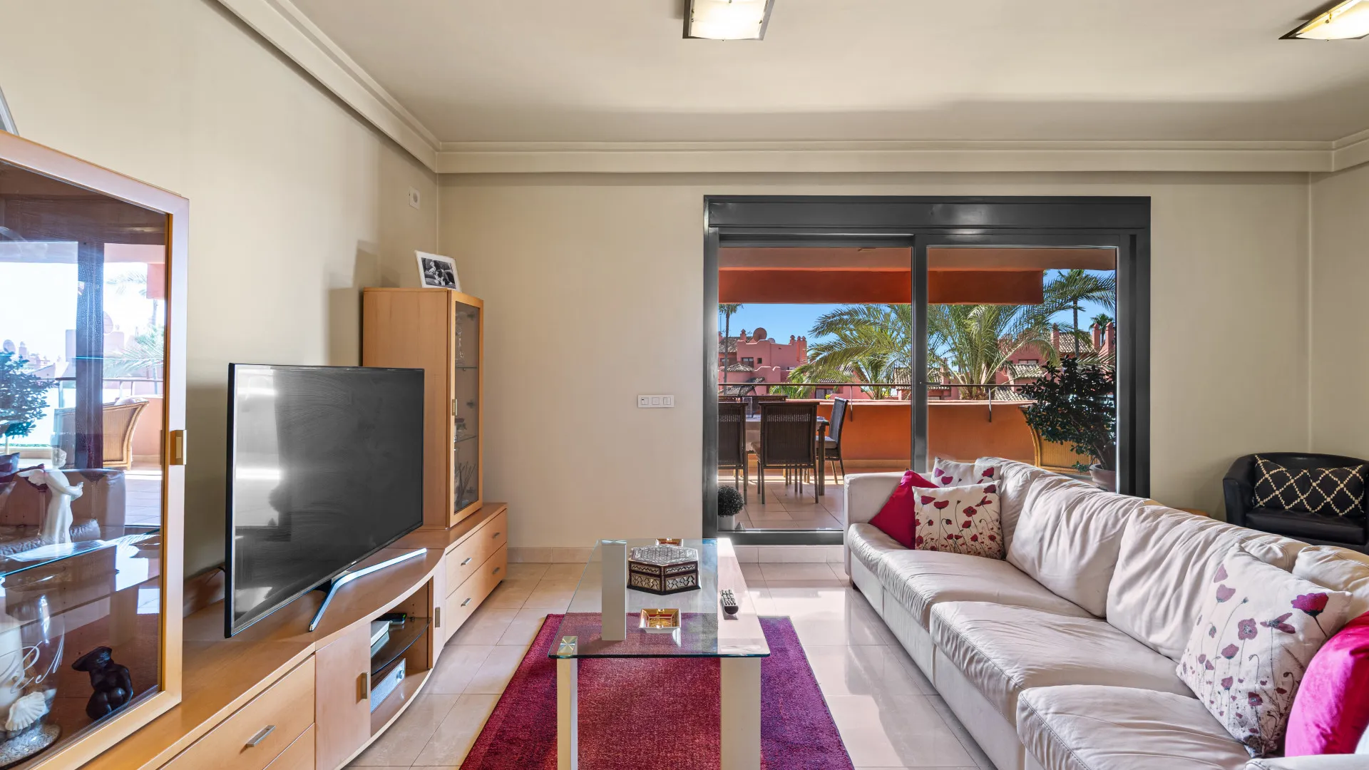Se vende apartamento de 3 dormitorios en Las Salinas