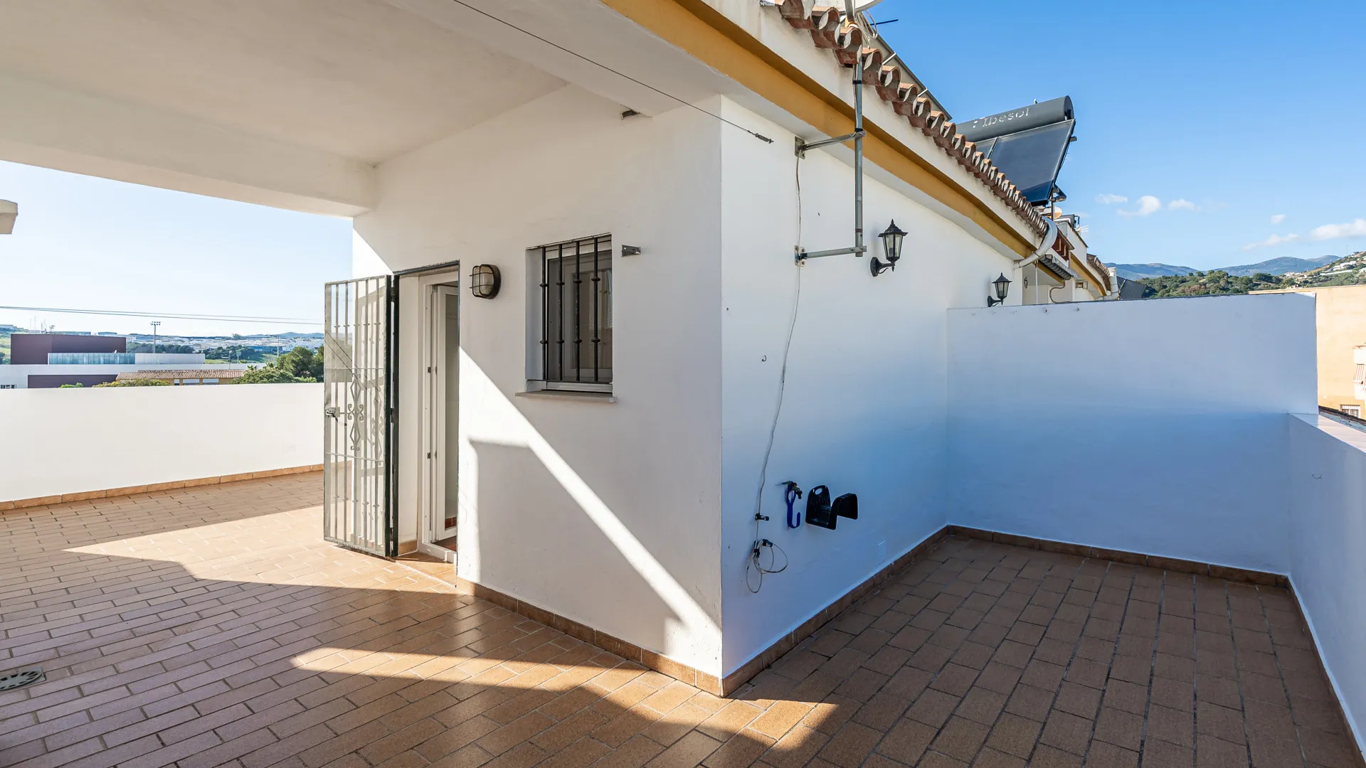 3 bedrooms town house for sale in Estepona