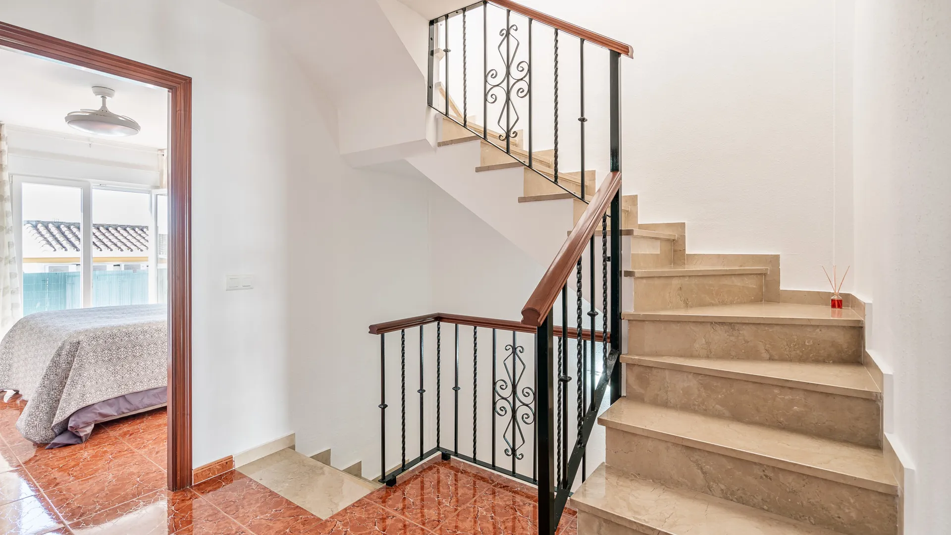3 bedrooms town house for sale in Estepona