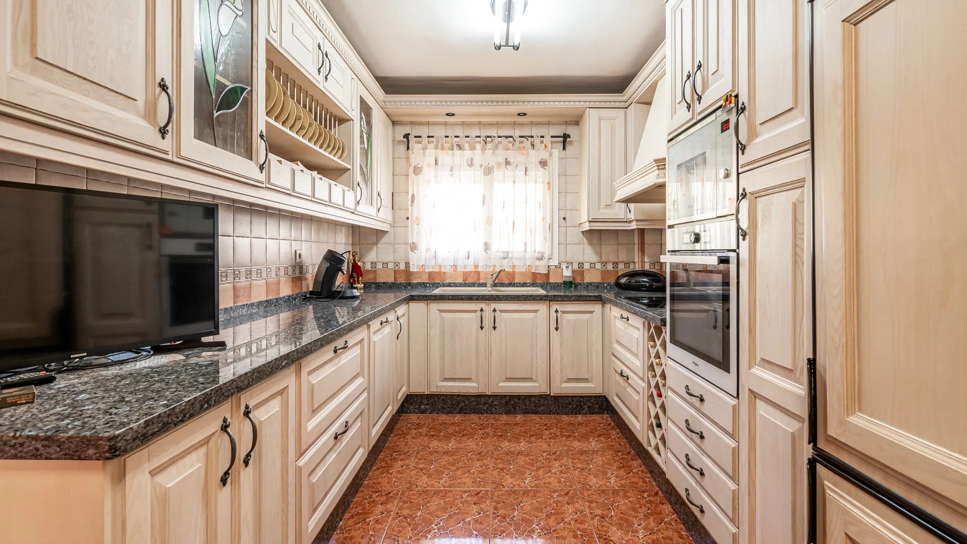 3 bedrooms town house for sale in Estepona